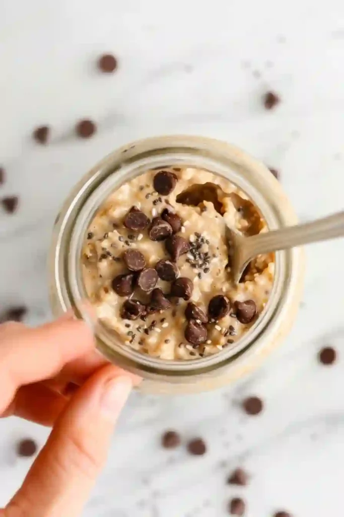 Chocolate Chip Cookie Dough Overnight Oats 9 Creamy Chocolate Chip Cookie Dough Overnight Oats in mason jar